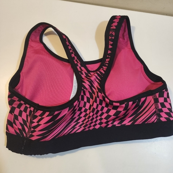 Nike Pro Weaped Check pink and black sport bra  size M - Picture 8 of 9
